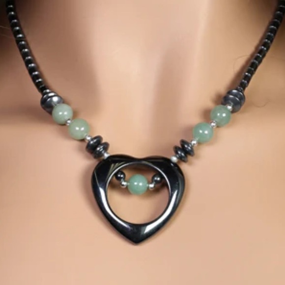 Vintage Hematite Open Heart Necklace - Picture 2 of 4